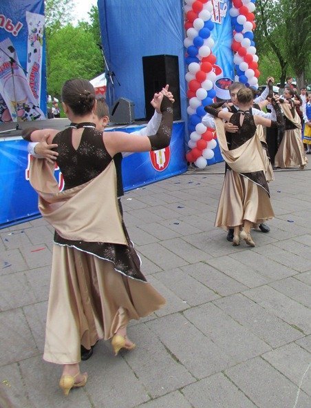 Стежками фестивалю